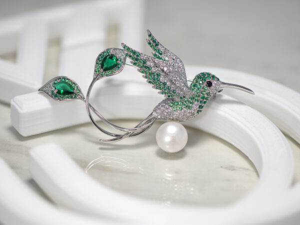 Hummingbird Brooch