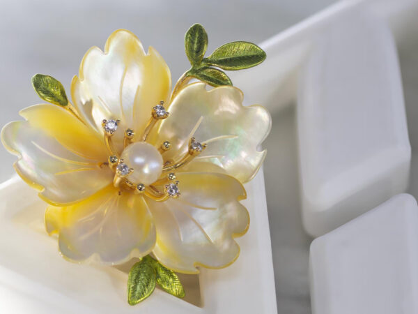 Classic Petals & Pearl Brooch