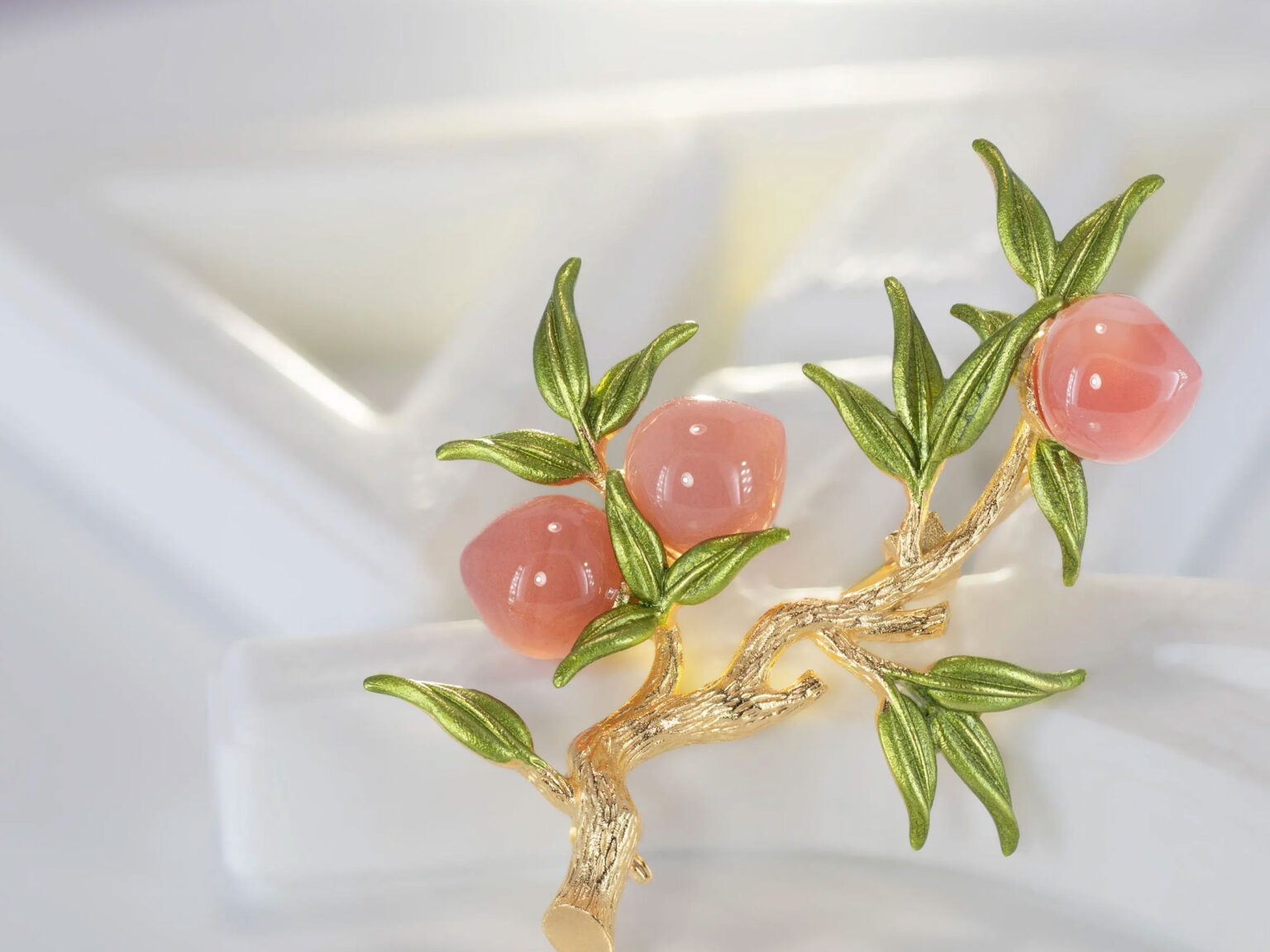 peach-brooch041-video-thumb
